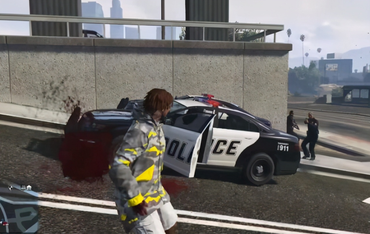 《GTA5》中的實用“秘籍”有哪些？水上漂和坦克都還有嗎？