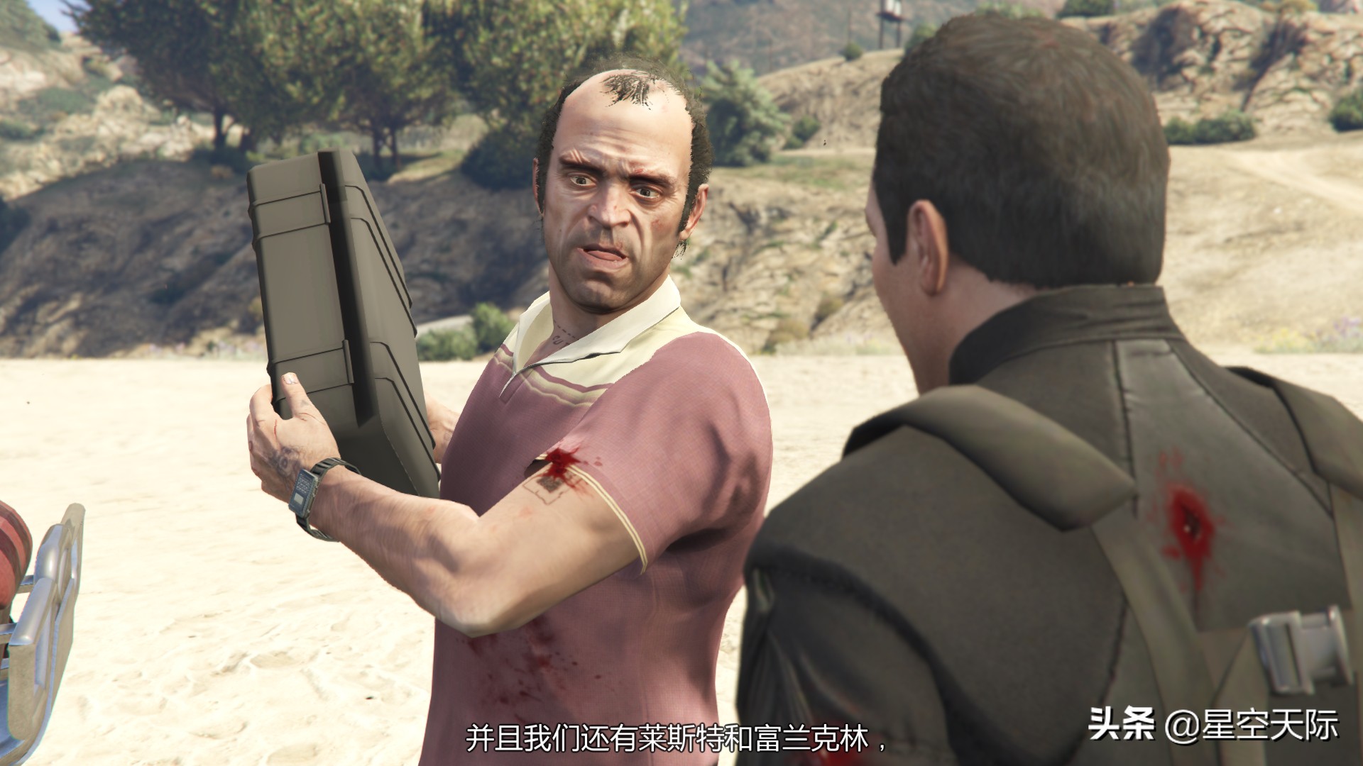 GTA5：任務讓崔佛開摩托車衝上火車，任務有點難，小星失敗好幾次